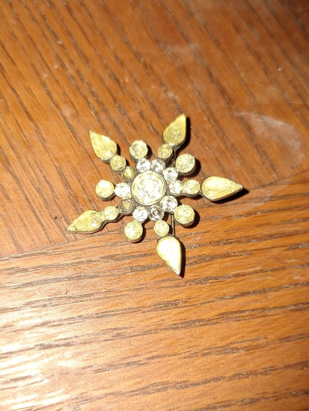 Vintage Rhinestone Floral Brooch Gold & Silver